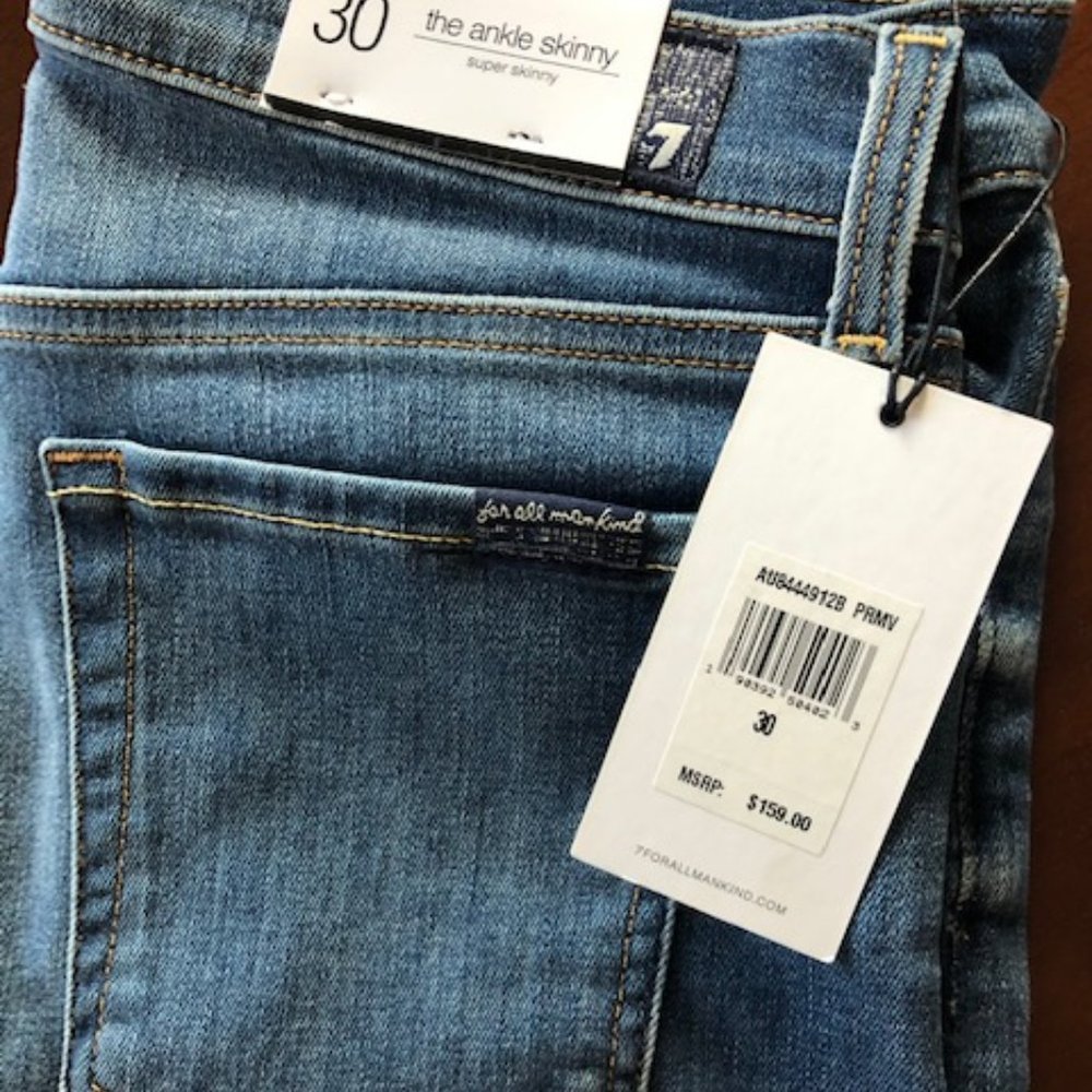 7 for all Mankind skinny jeans, size 30, great fit